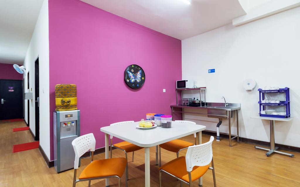 Cx Hostel Kuta Raya ภายนอก รูปภาพ
