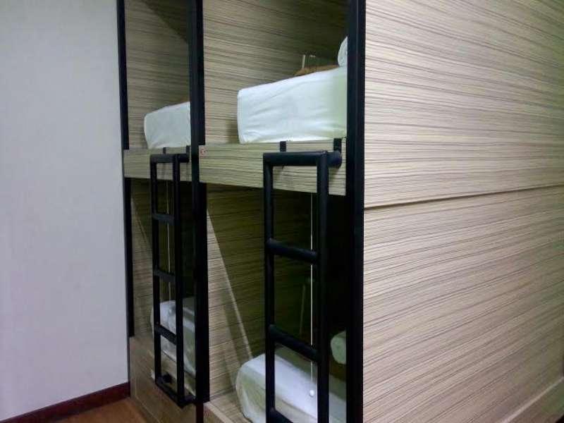 Cx Hostel Kuta Raya ภายนอก รูปภาพ