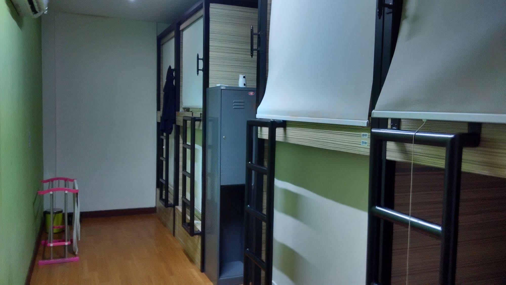 Cx Hostel Kuta Raya ภายนอก รูปภาพ
